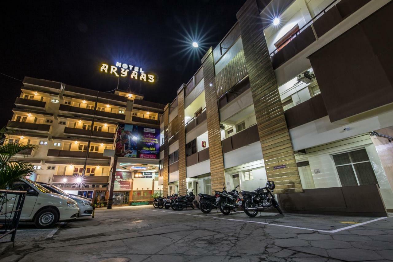 Hotel Aryaas Palayankottai Ngoại thất bức ảnh