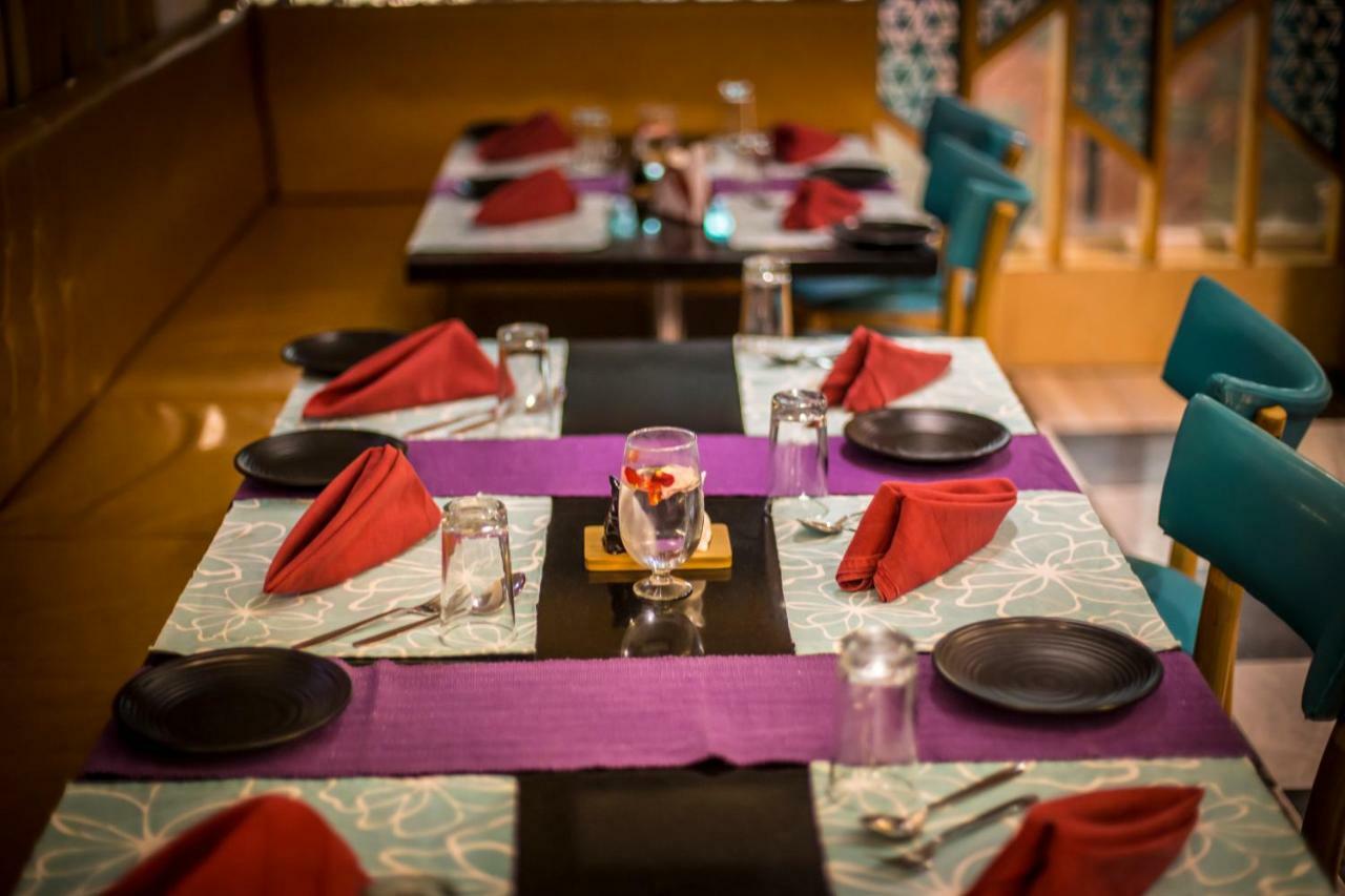 Hotel Aryaas Palayankottai Ngoại thất bức ảnh